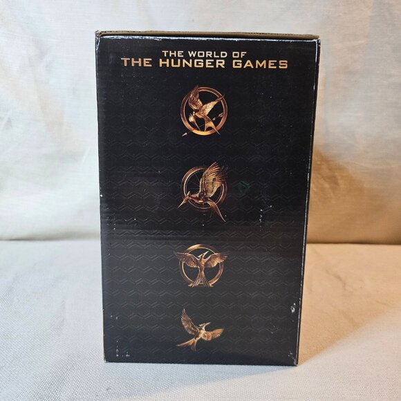The World Of The Hunger Games - Bookends - Lionsgate 2015 - Picture 3 of 6